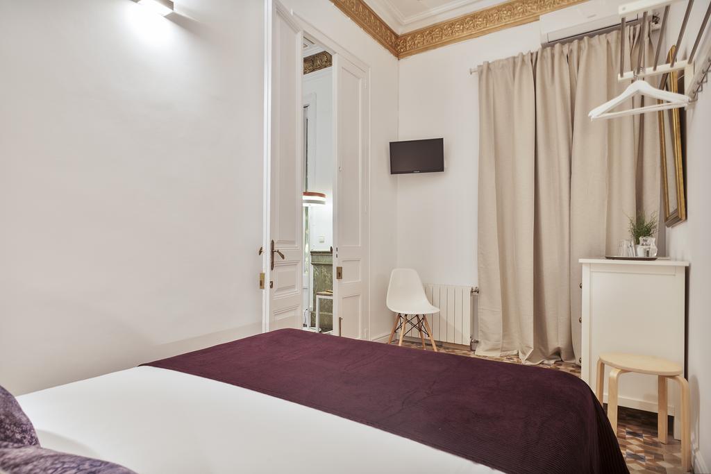 برشلونة Plaza Catalunya Guest House الغرفة الصورة